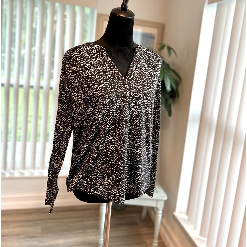 H&M black and white top